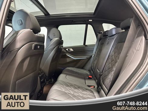 Used 2024 BMW X5 xDrive40i w/ Premium Package AWD/4WD image 15