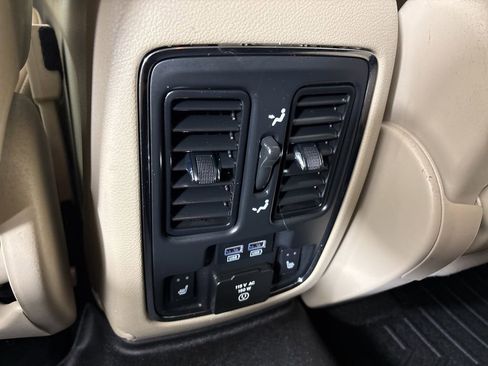 Used 2014 Dodge Durango Limited w/ Premium Group image 39