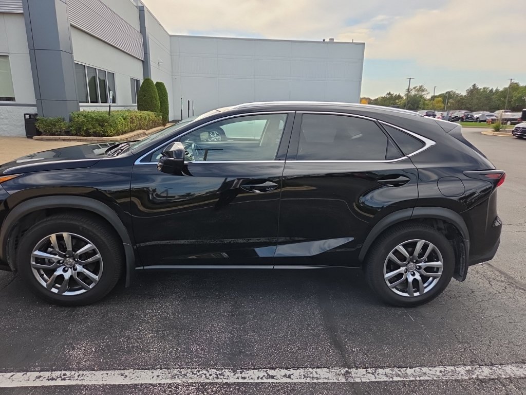 Used 2016 Lexus NX 200t AWD w/ Premium Package image 4