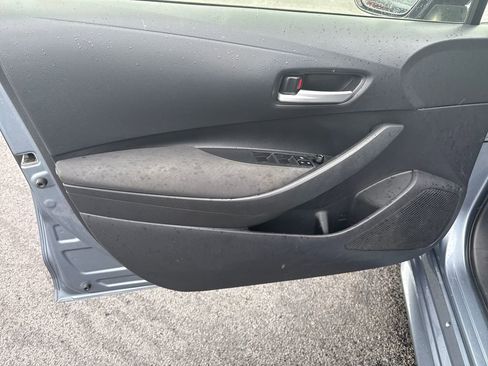 Used 2020 Toyota Corolla LE FWD image 17