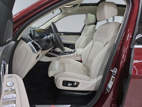 Used 2025 BMW X7 xDrive40i image 21