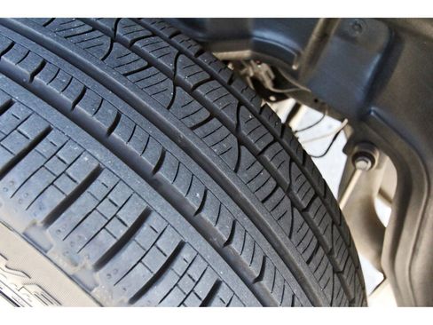 Used 2025 RAM 1500 Laramie w/ Night Edition image 32