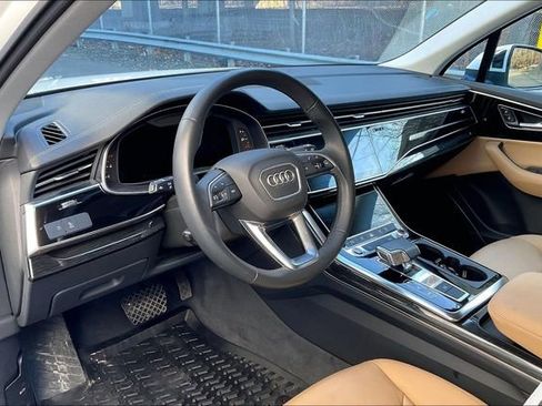 Certified 2023 Audi Q7 2.0T Premium w/ Convenience Package image 14