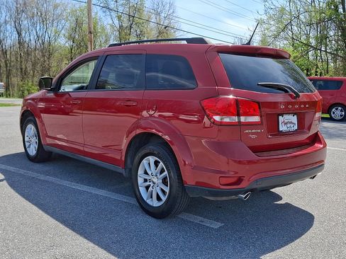 Used 2013 Dodge Journey SXT w/ Flexible Seating Group FWD image 4