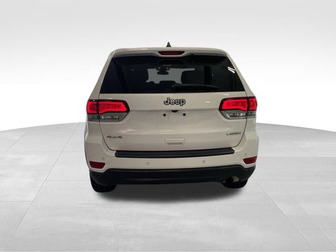 Used 2020 Jeep Grand Cherokee Laredo image 5