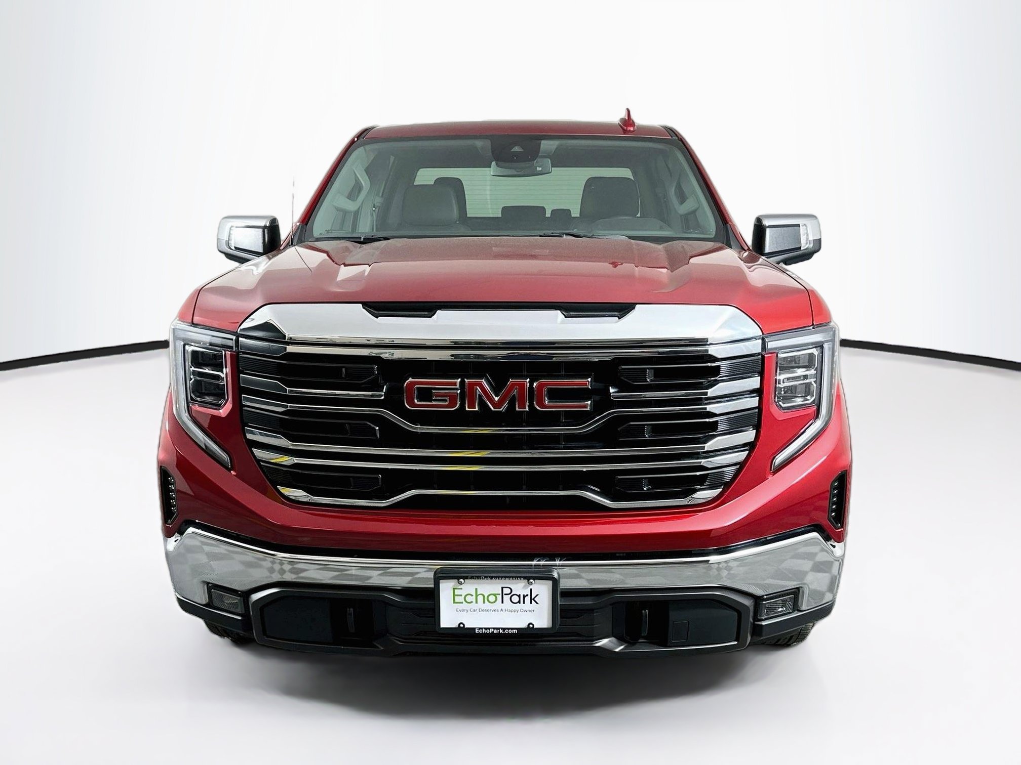 Used 2024 GMC Sierra 1500 SLT RWD image 2