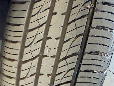 Certified 2024 Toyota Highlander XLE image 37