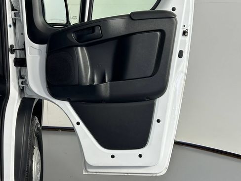 Used 2026 RAM ProMaster 3500 w/ Convenience Group FWD image 9
