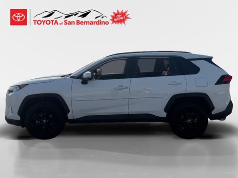 Certified 2021 Toyota RAV4 XLE w/ Carpet Mat Package (TMS) FWD image 2