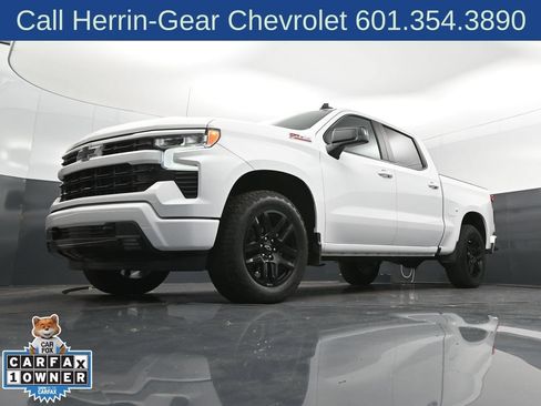 Used 2023 Chevrolet Silverado 1500 RST AWD/4WD image 32