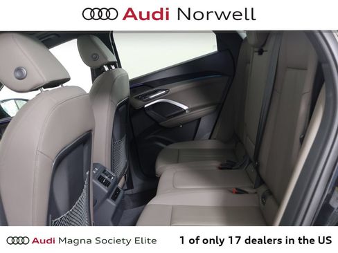 Used 2025 Audi Q5 Premium w/ Convenience Package AWD/4WD image 23