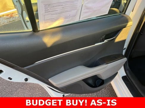 Used 2021 Toyota Camry LE image 11