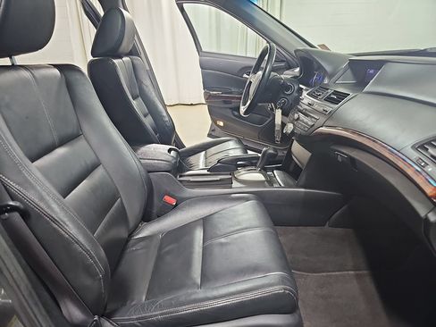 Used 2010 Honda Crosstour EX-L image 13