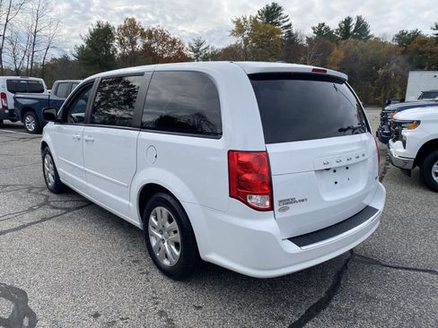 Used 2017 Dodge Grand Caravan SE w/ Power Window Group image 5