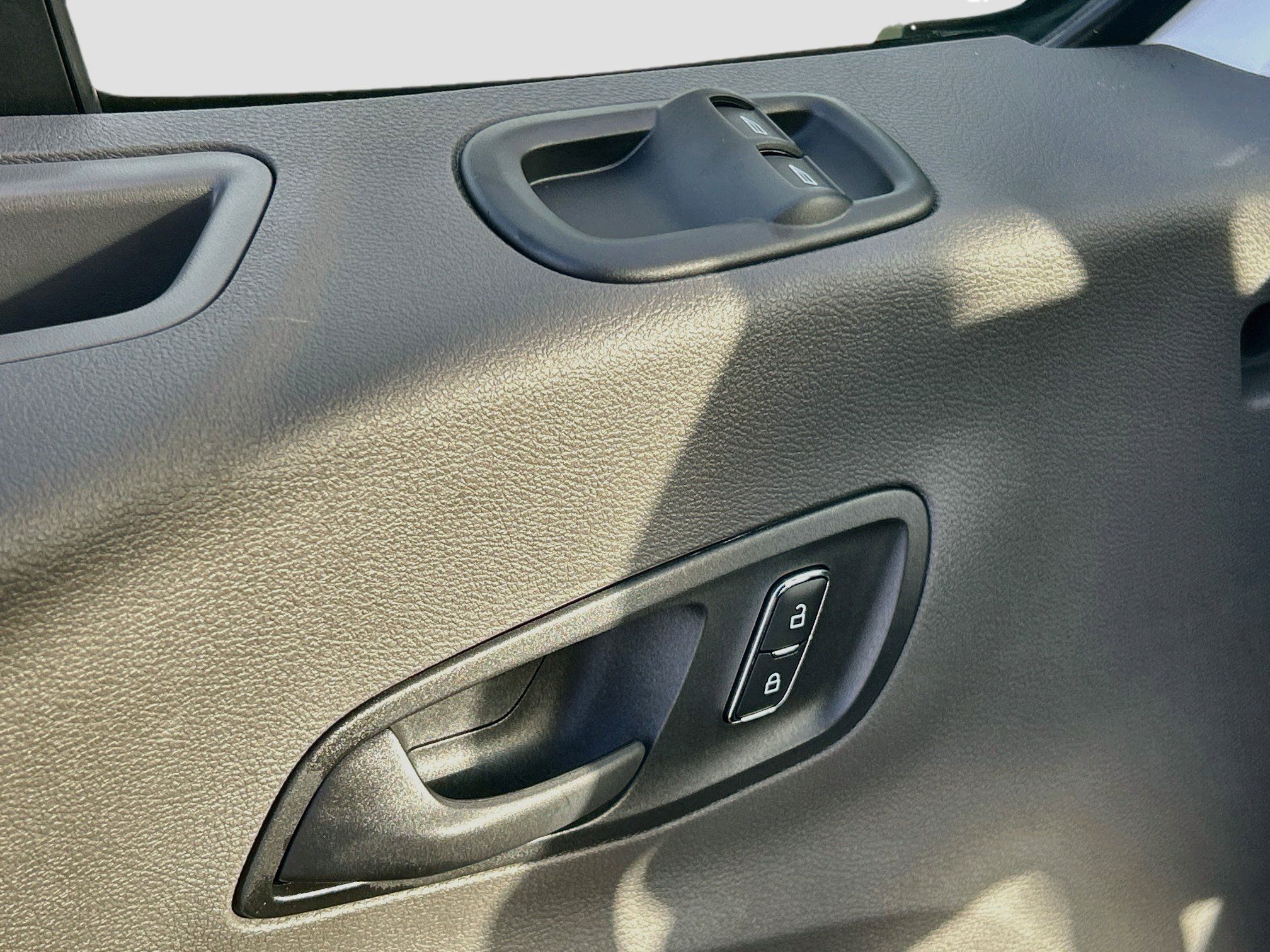 New 2026 Ford Transit 250 148 High Roof Extended w/ Load Area Protection Package RWD image 12