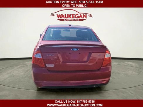 Used 2012 Ford Fusion SE image 5