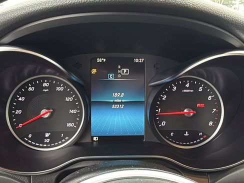 Used 2021 Mercedes-Benz GLC 300 image 23