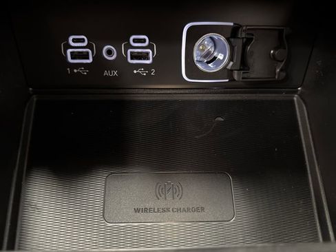 New 2025 Jeep Grand Cherokee L Altitude image 23