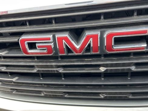 New 2025 GMC Sierra 1500 Pro image 2