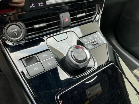 Certified 2023 Subaru Solterra AWD image 21