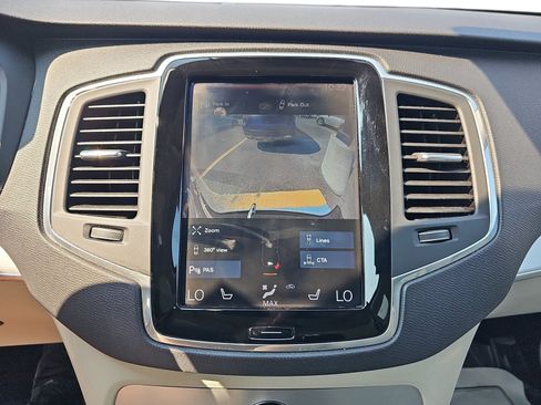 Used 2018 Volvo XC90 T5 Momentum w/ Convenience Package AWD/4WD image 20