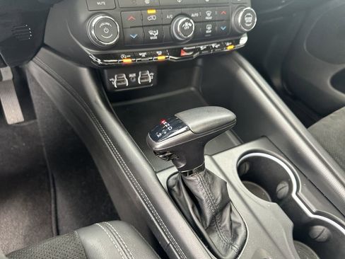 Used 2022 Dodge Durango GT image 33