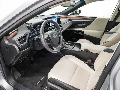Used 2024 Lexus ES 350 w/ Premium Package FWD image 18