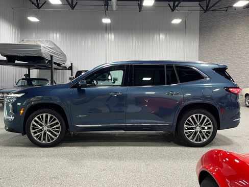 New 2026 Buick Enclave Avenir w/ Super Cruise Package image 2