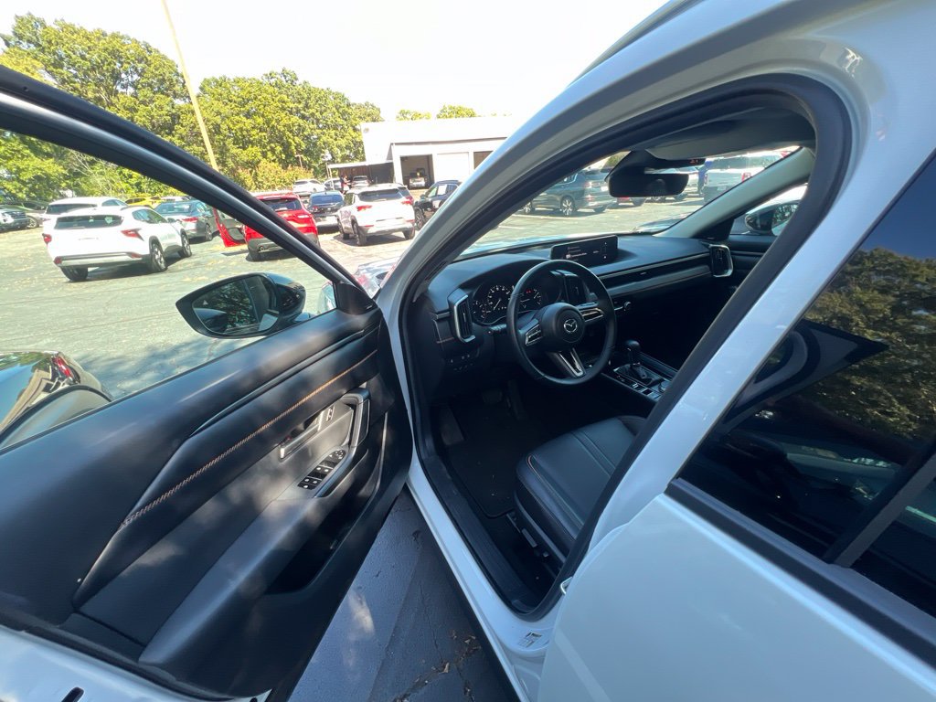 Used 2026 MAZDA CX-50 AWD 2.5 S w/ Premium Package image 2