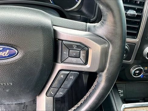 Used 2019 Ford Expedition Platinum AWD/4WD image 18