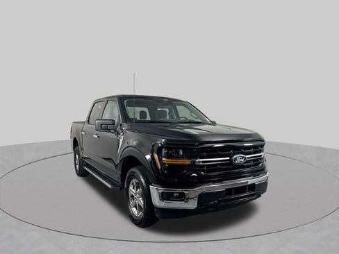Used 2025 Ford F150 XLT w/ Equipment Group 301A Standard AWD/4WD image 3