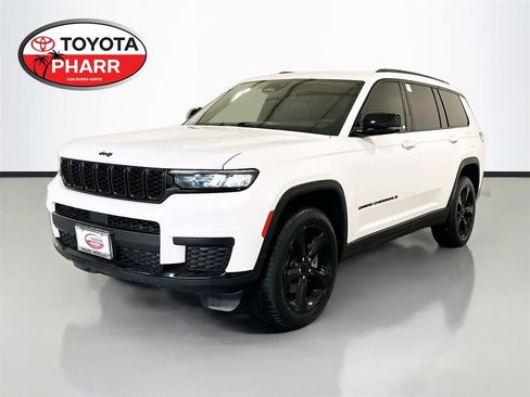 Used 2024 Jeep Grand Cherokee L Laredo RWD image 1