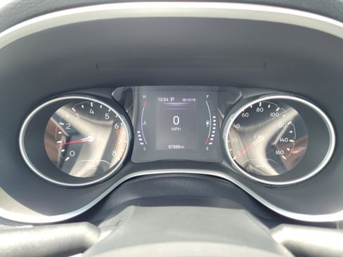 Used 2021 Jeep Compass Latitude FWD image 30