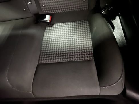 Used 2019 Dodge Challenger R/T Scat Pack w/ Driver Convenience Group image 18