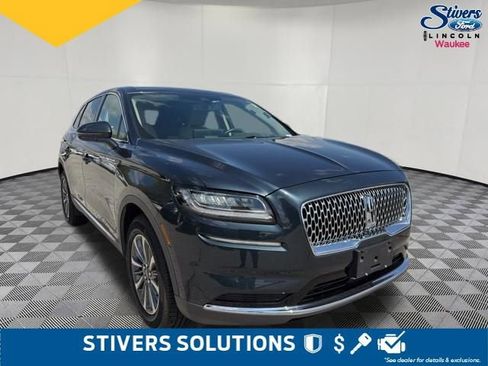 Used 2022 Lincoln Nautilus AWD w/ Premium Package image 3