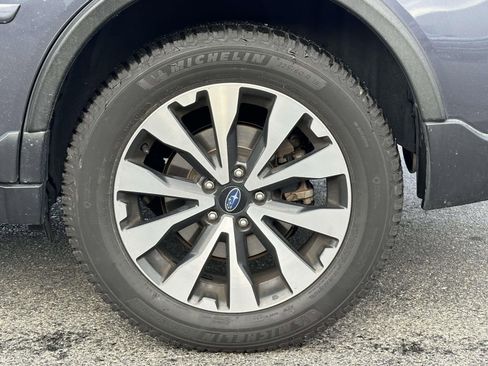 Used 2017 Subaru Outback 3.6R Limited image 7