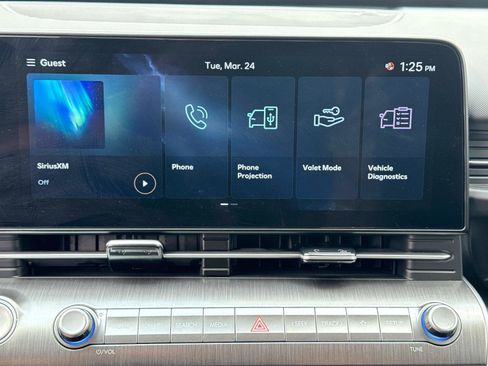 Used 2025 Hyundai Kona SEL image 22