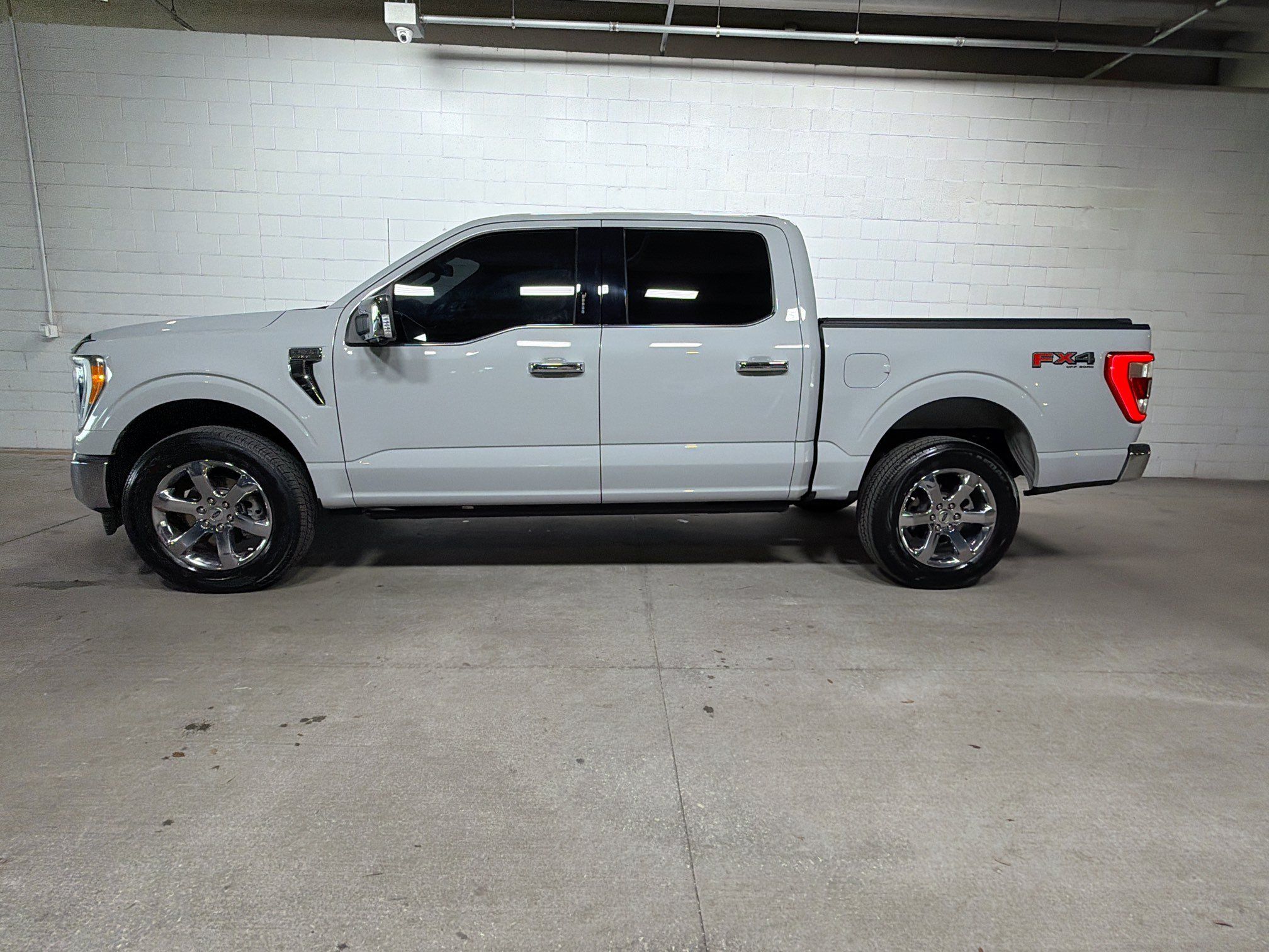Used 2023 Ford F150 Lariat w/ Trailer Tow Package AWD/4WD image 2