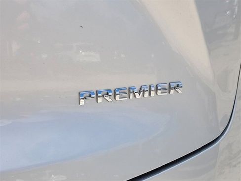 Used 2021 Chevrolet Blazer Premier image 13