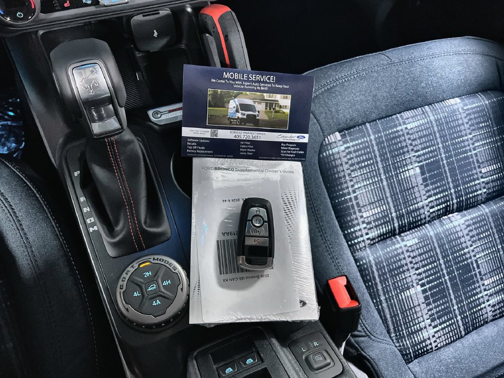 New 2026 Ford Bronco Heritage Edition AWD/4WD image 10