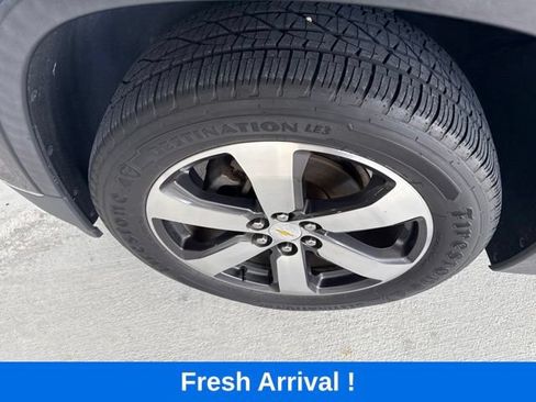 Used 2019 Chevrolet Traverse LT w/ LT Premium Package FWD image 21