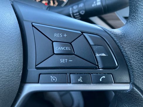 Used 2024 Nissan Altima 2.5 SV image 17