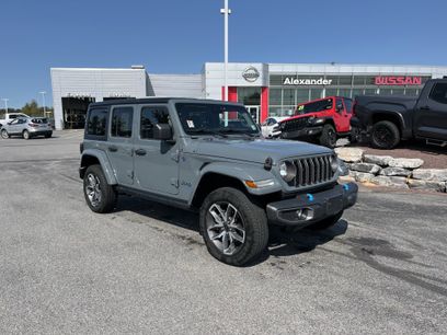 Used 2024 Jeep Wrangler Unlimited w/ Convenience Group