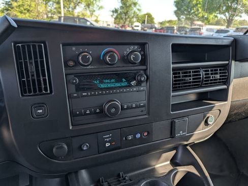 Used 2024 GMC Savana 2500 w/ Driver Convenience Package RWD image 19