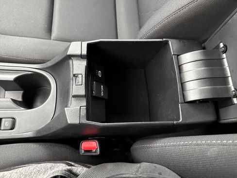 Used 2023 Toyota Corolla LE image 23