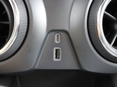 Used 2023 Chevrolet Blazer LT w/ Midnight/Sport Edition image 39