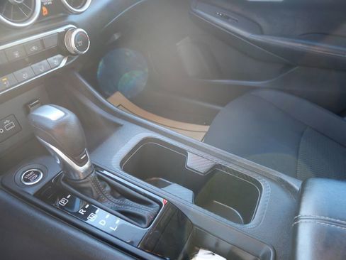 Used 2022 Nissan Sentra S image 15