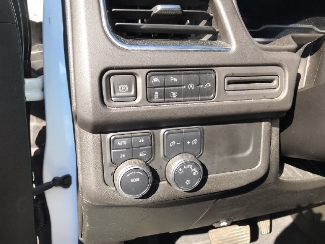 Certified 2022 Chevrolet Tahoe RST w/ Luxury Package AWD/4WD image 33