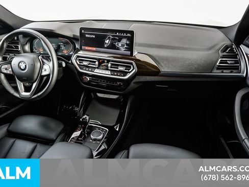 Used 2025 BMW X4 xDrive30i AWD/4WD image 25