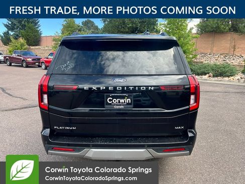 Used 2025 Ford Expedition Max Platinum AWD/4WD image 7